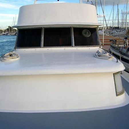 Yacht Bateau Moteur Benetti 19M Hotel Sète Kültér fotó