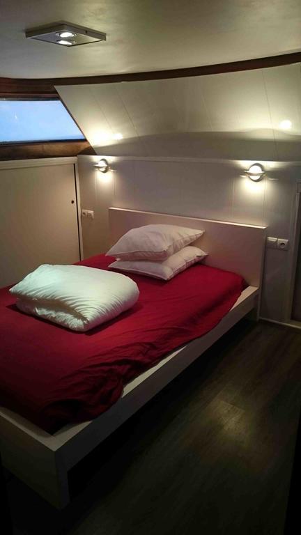Yacht Bateau Moteur Benetti 19M Hotel Sète Kültér fotó