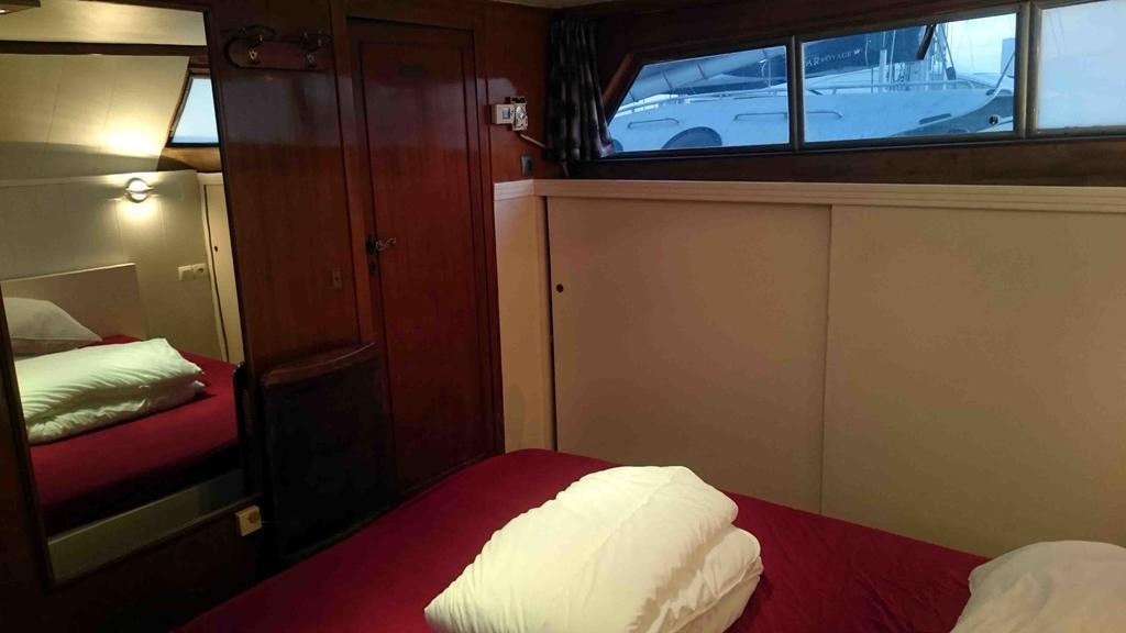 Yacht Bateau Moteur Benetti 19M Hotel Sète Kültér fotó