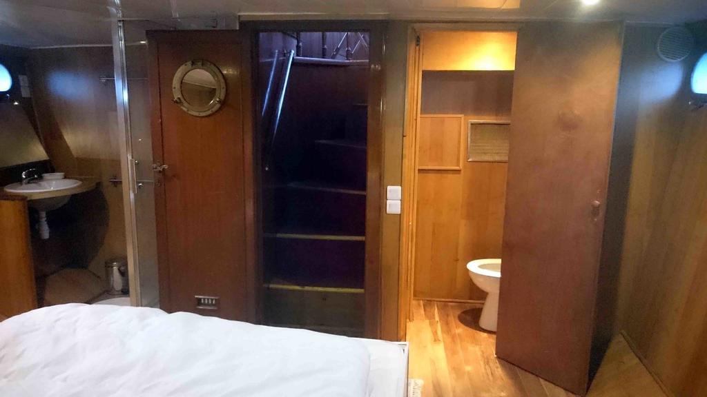 Yacht Bateau Moteur Benetti 19M Hotel Sète Kültér fotó